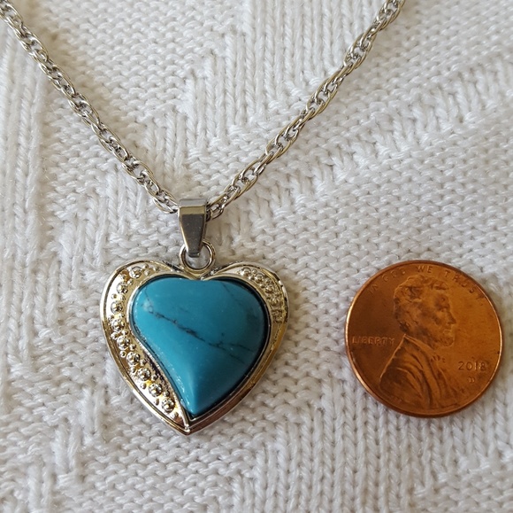 Elegant Heart Turquoise Silvertone Necklace - Picture 5 of 7